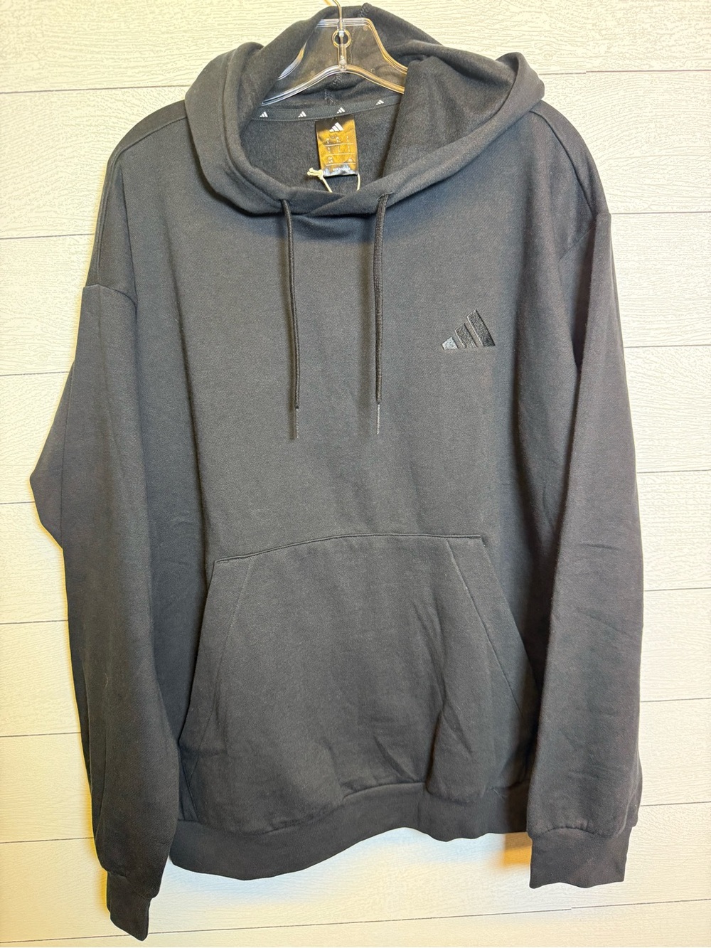 adidas Black Men's Pullover fleece Hoodie with Subtle Logo Size Large NWT